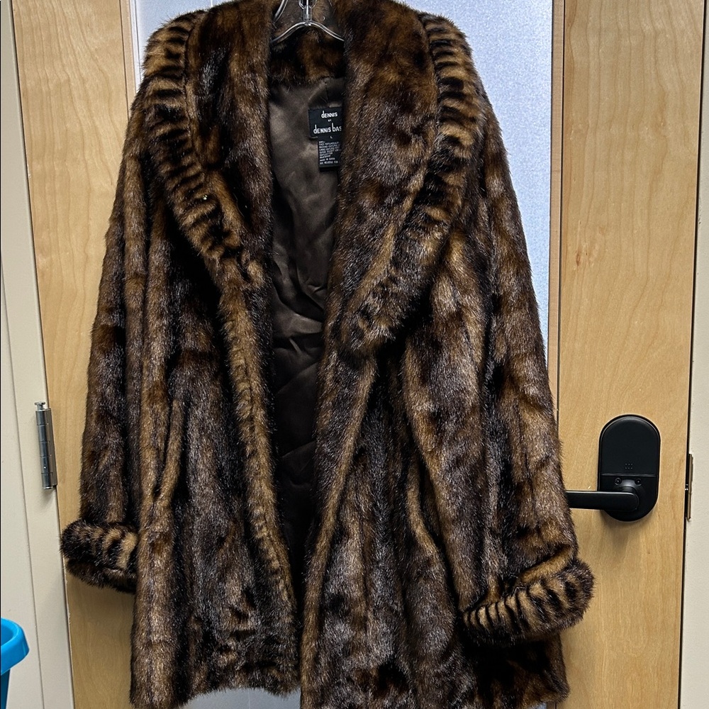 Dennis Basso Rich Brown Teddy Jacket - Picture 1 of 5